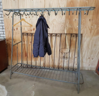 Large iron industrial coat rack from the 50's/60's 😍