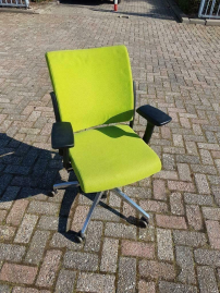 Professional office chair from the Sitag brand.