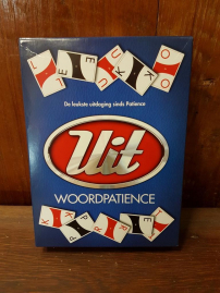 Partij met 400 gezelschapsspellen, titel UIT = woordpatience 🤩