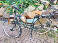 Zelfbouw fiets met een Berini hulpmotor op een Spartamet