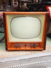 Antique TV Philips 21TX111 from 1953, you rarely see this 📺