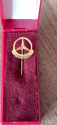 8 carat tie pin from Mercedes Benz 1,000,000 km 🚘