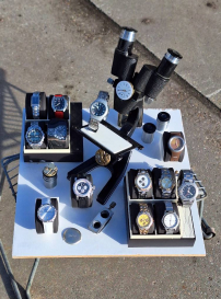 Homemade display for watches to sell on the market⌚️