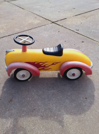 Retro look ride-on car, ride-on vehicle for children from 1 year.
