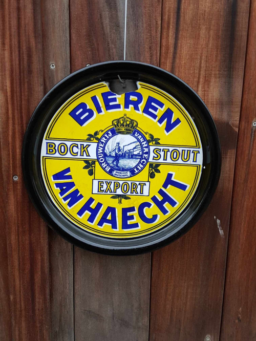 Antique enamel beer plateau / tray from Bieren van Haecht 🍺